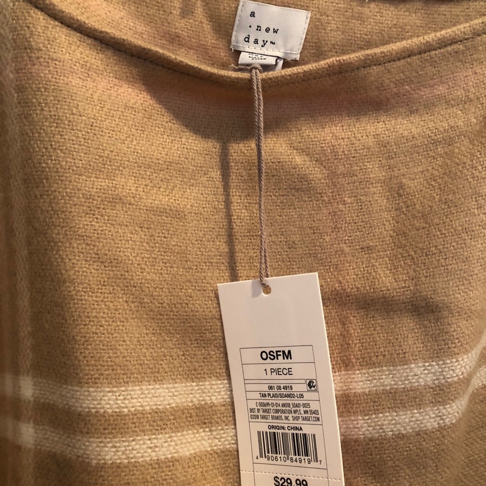 Women’s poncho